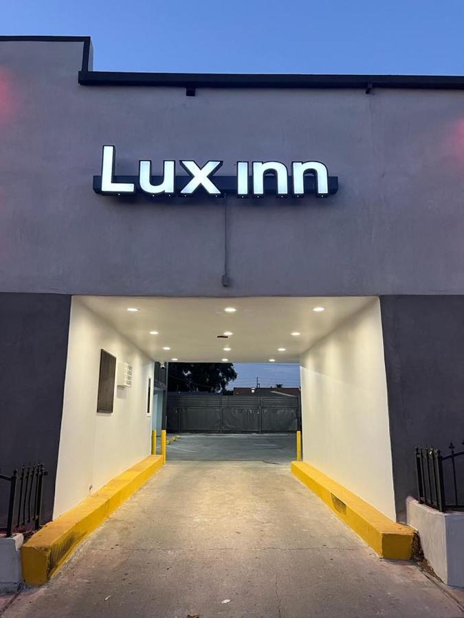 Lux Inn Los Angeles Exterior photo